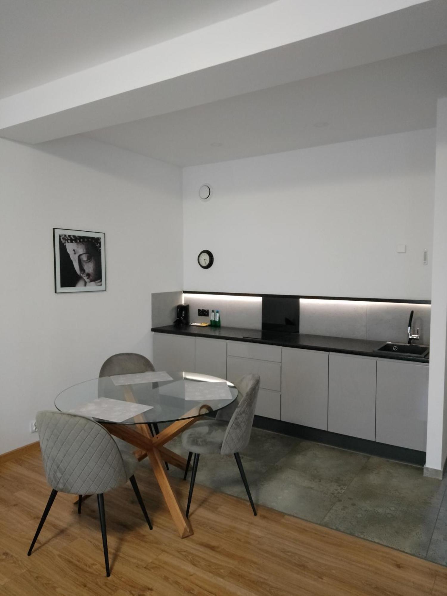Apartamenty Lawendowy Zakatek 5 Opole Ngoại thất bức ảnh
